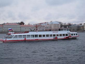 Внешний вид теплохода "Москва".