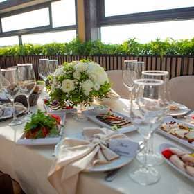 Банкет на теплоходе История