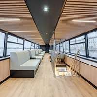 Верхняя закрытая палуба теплохода Москва 183