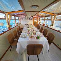 Салон Теплохода Сиеста.