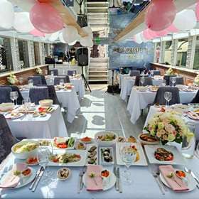 Свадебное накрытие на теплоходе Мелодия