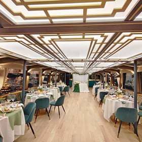 Свадебное накрытие на теплоходе Амели