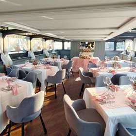 Свадебное накрытие на теплоходе Гранд Вояж