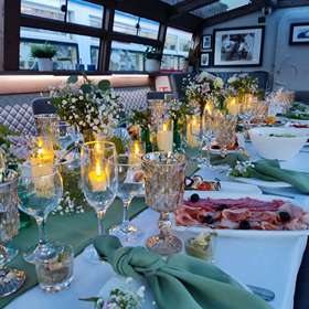 Свадебный декор на теплоходе Антверпен